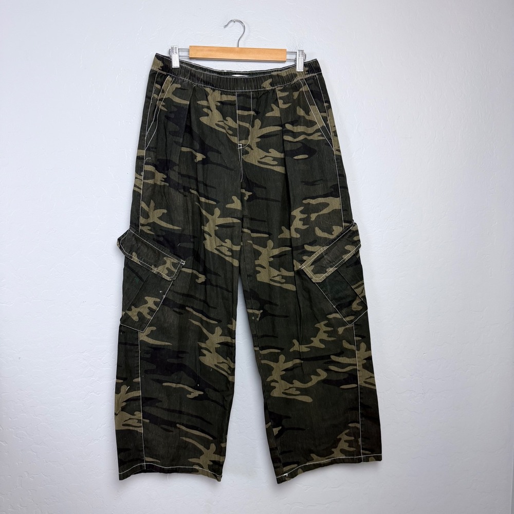 NEW Daydreamer Camo Cargo Pants Womens L Green Wide Leg Contrast Stitch Cotton